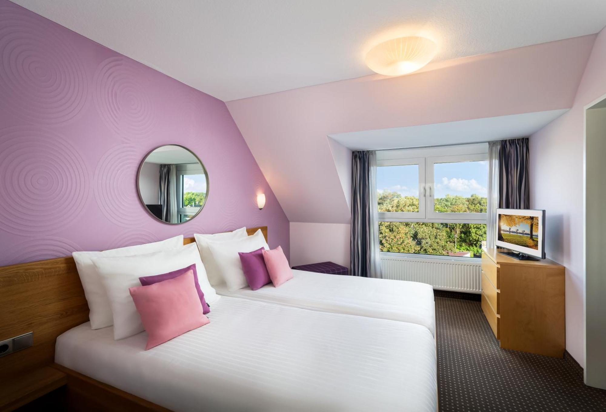 Hotel Uhu Garni - Superior Koln Bagian luar foto