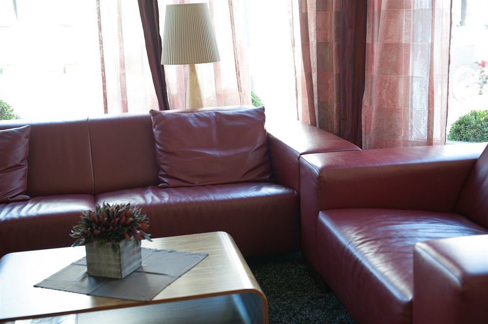 Hotel Uhu Garni - Superior Koln Bagian luar foto