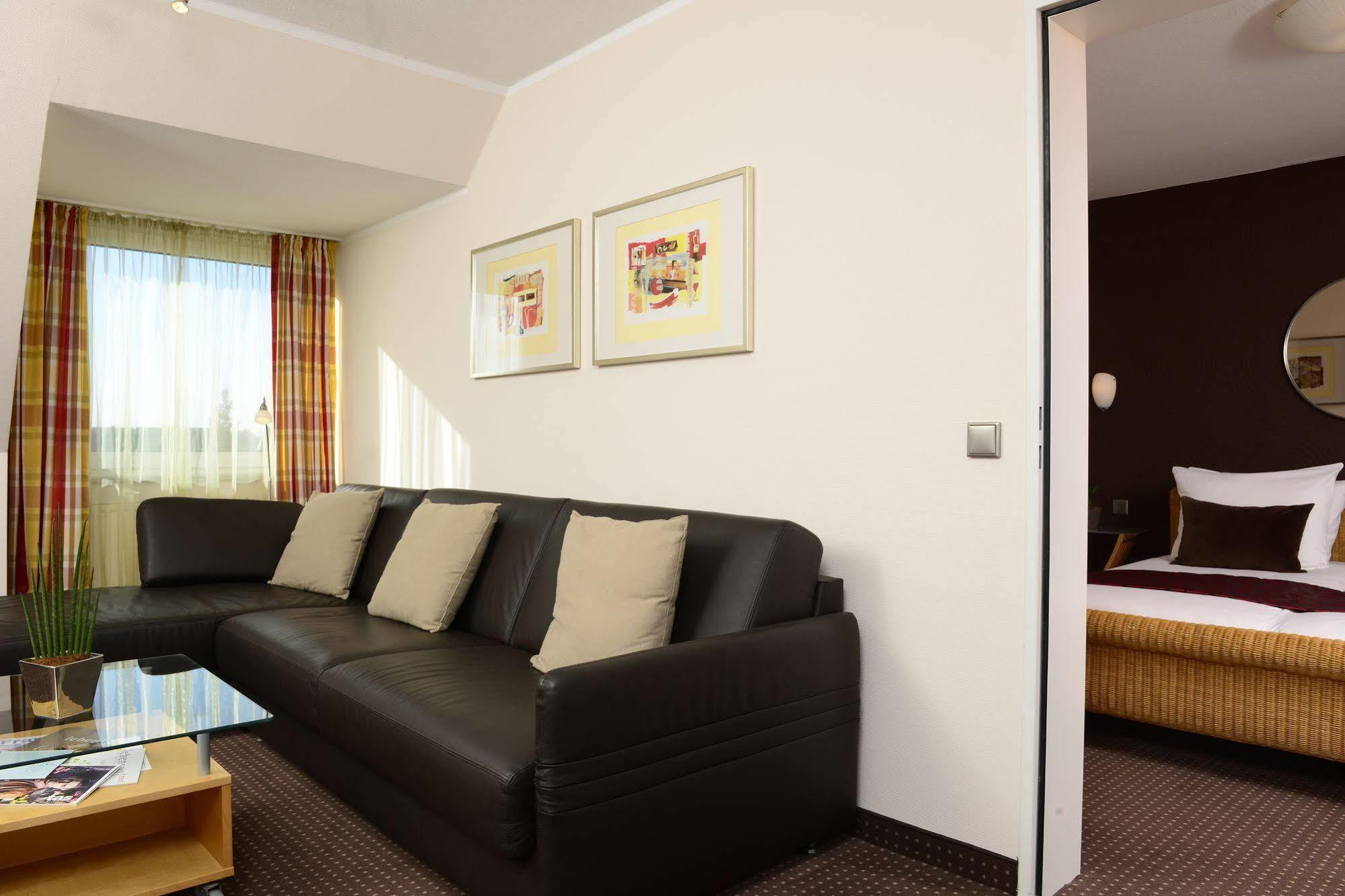 Hotel Uhu Garni - Superior Koln Bagian luar foto