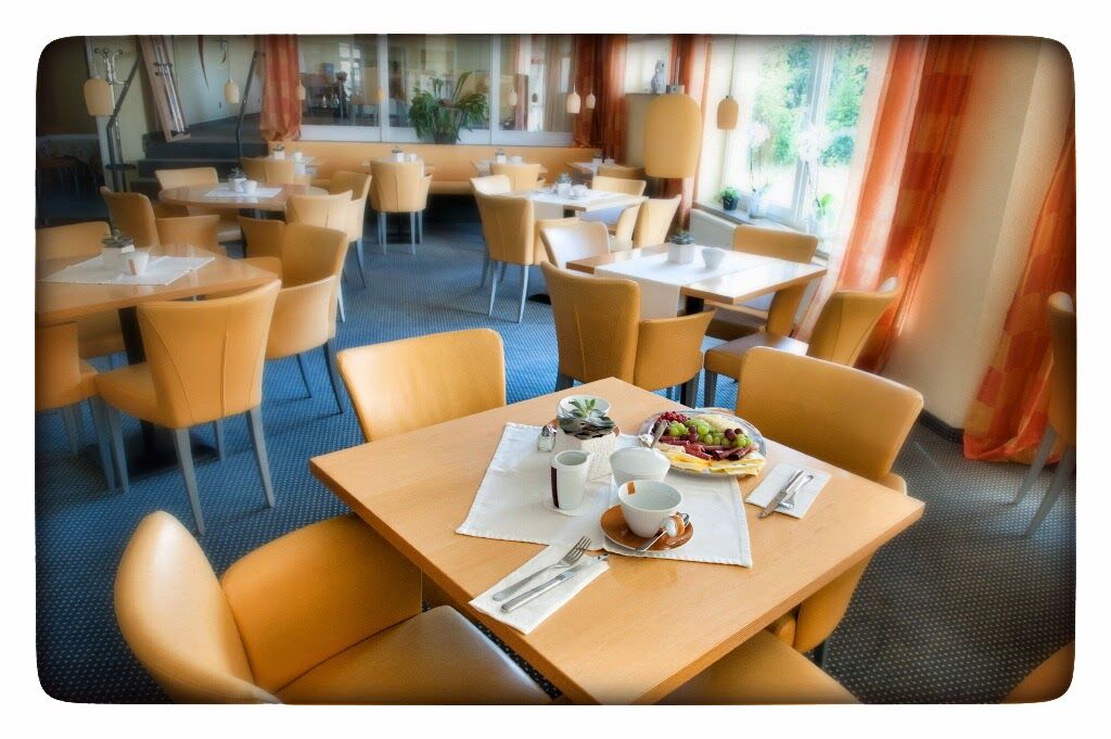Hotel Uhu Garni - Superior Koln Bagian luar foto